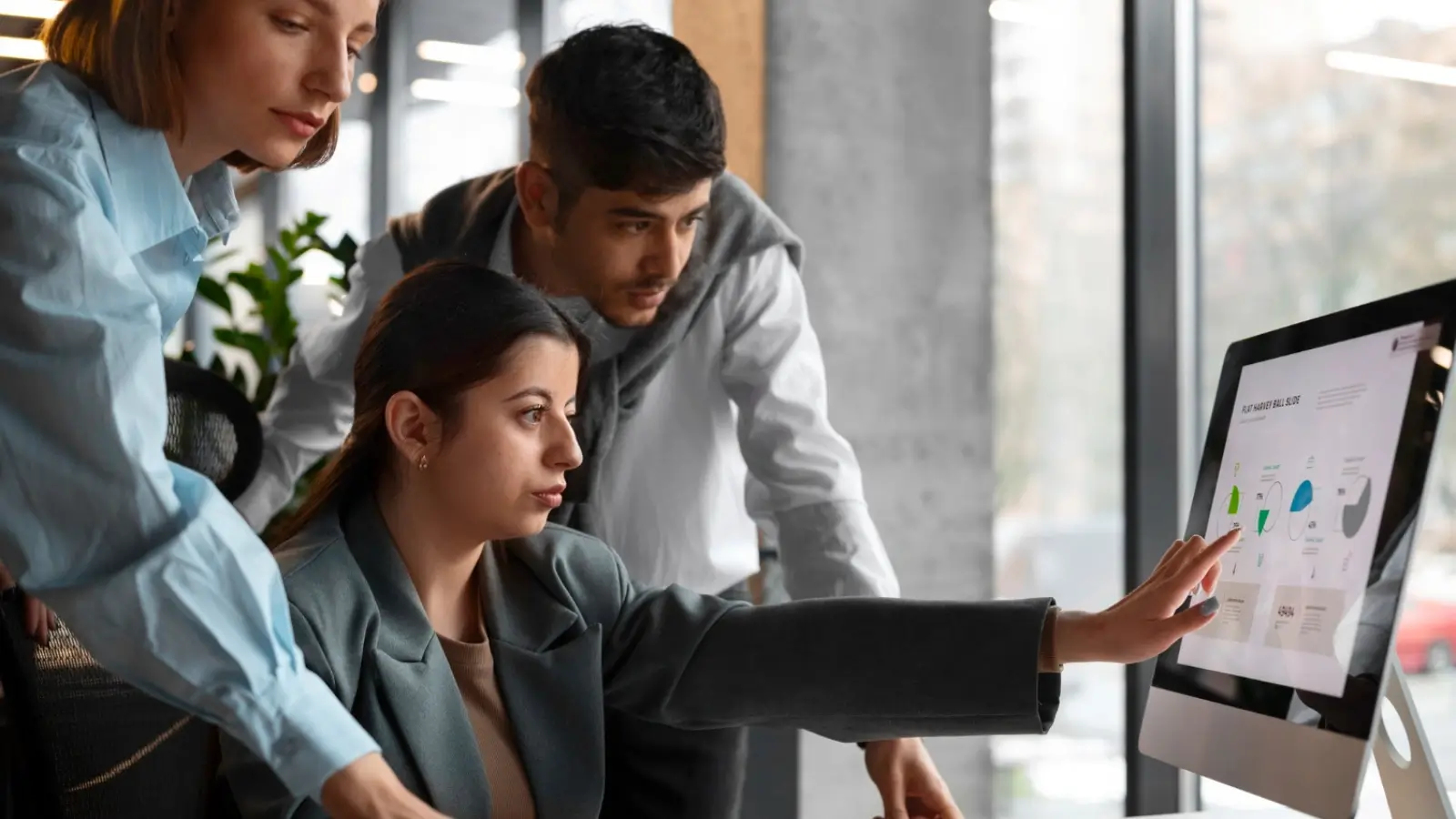 Business team aligning SEO strategy with company goals and performance metrics