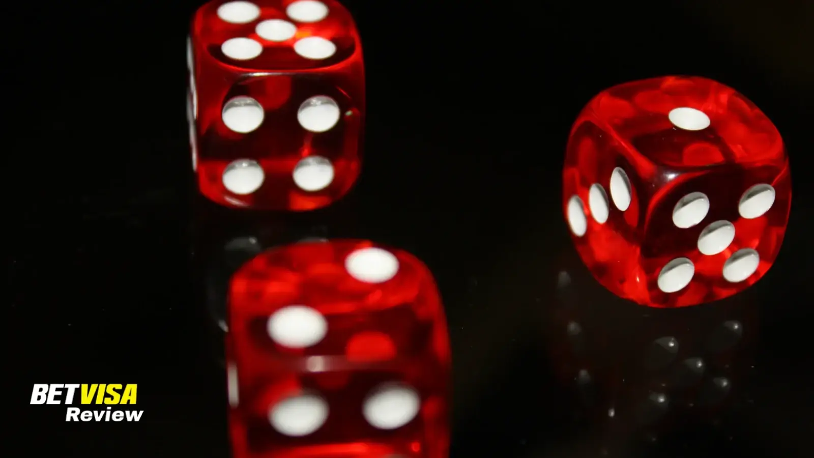 BetVisa Bangladesh homepage showing sports betting and casino options on desktop and mobile