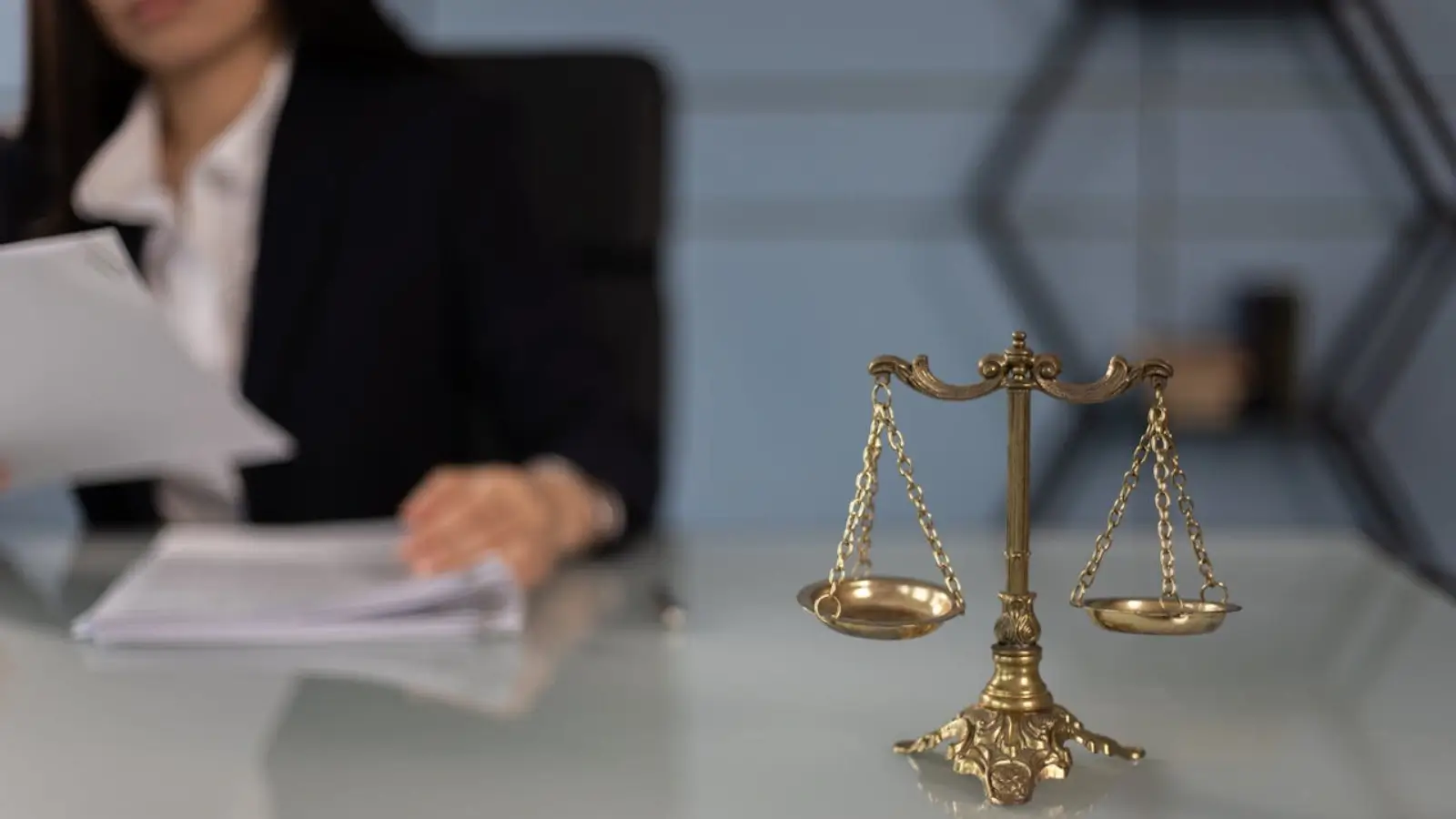 California pedestrian accident lawyer assisting injured client after serious crash