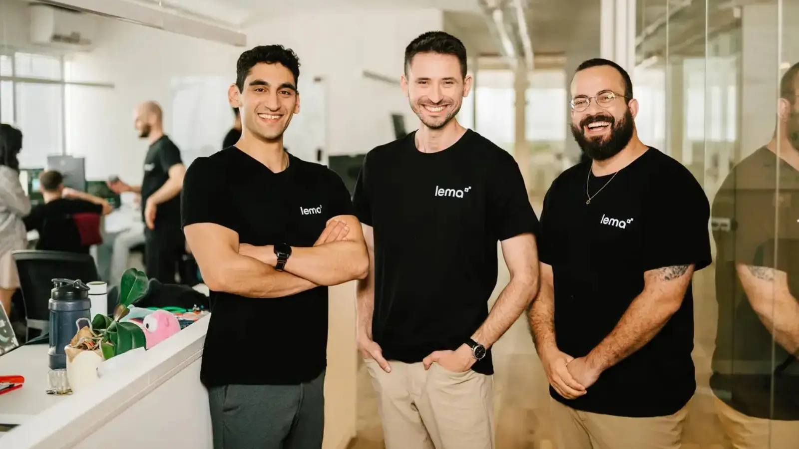 Cybersecurity team using AI to monitor third-party vendor risks