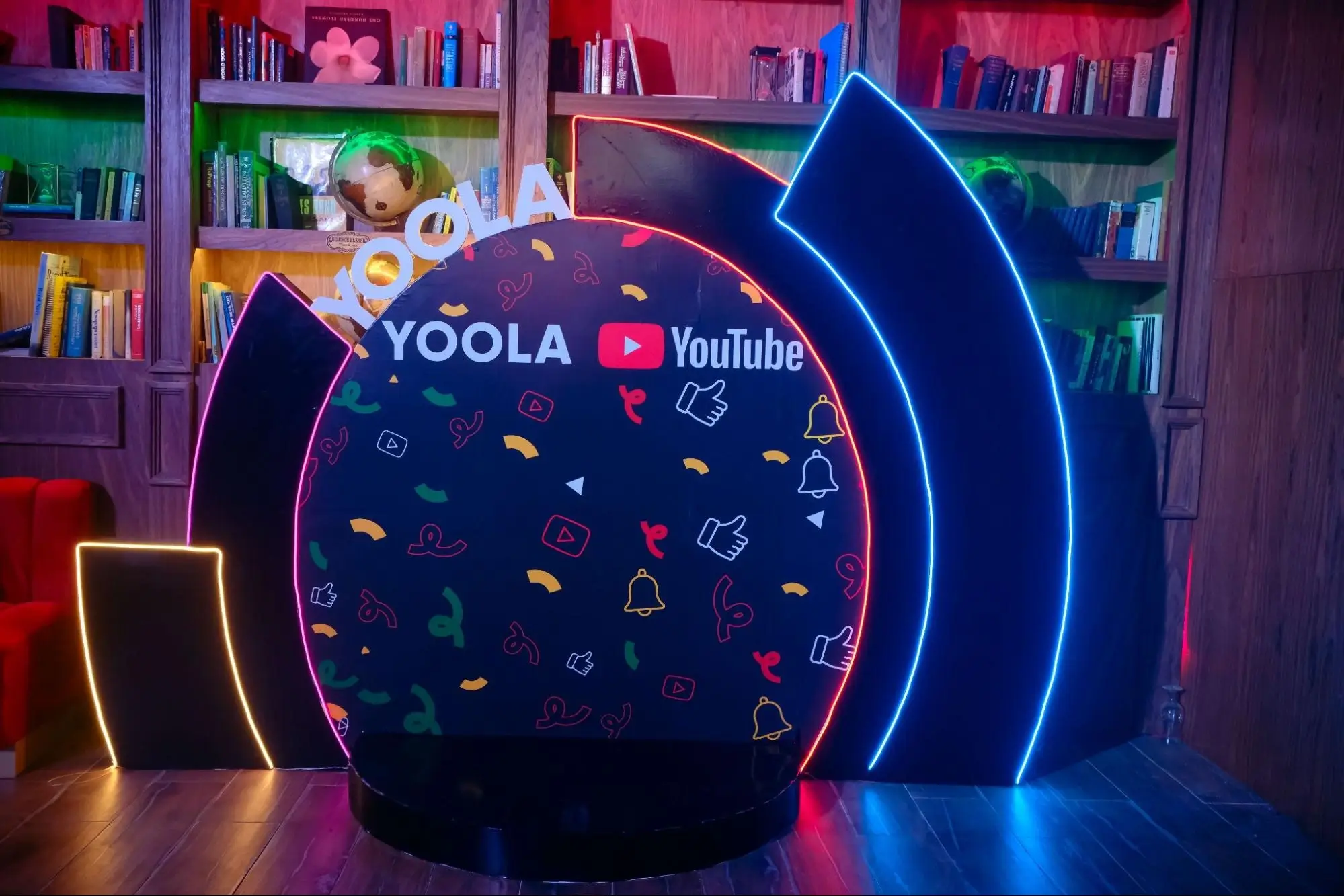 yoola